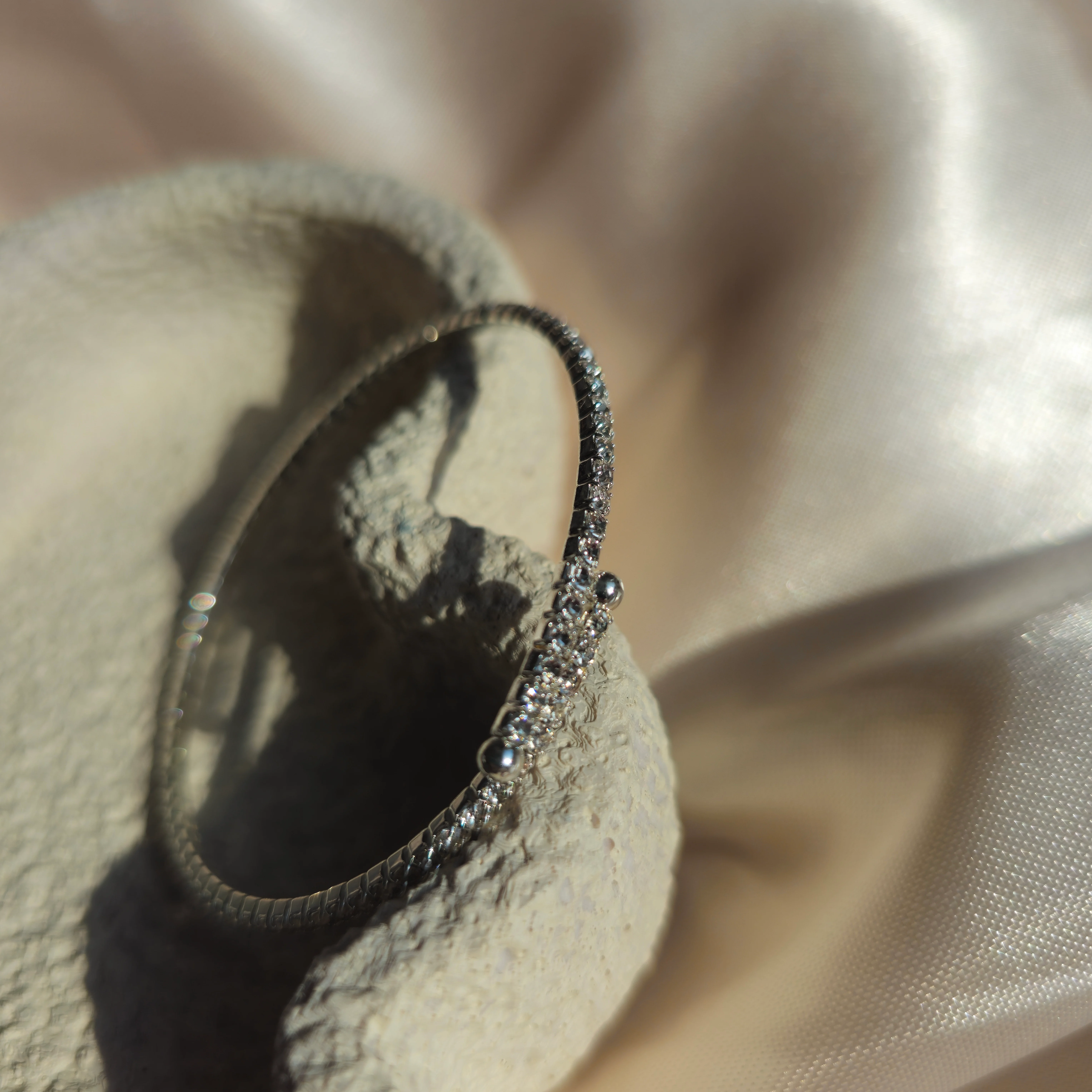 دستبند تنیسی طوقی مینیمال 2mm - روزدختر