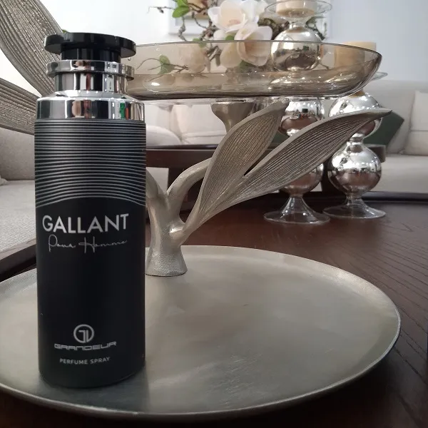 اسپری بدن مردانه گرندیور Grandeur مون بلان لجند Gallant حجم ۲۰۰ میلی‌لیتر